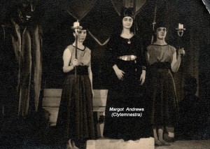 Margot Andrews (centre) as Clytemnestra in ‘Les Mouches’.